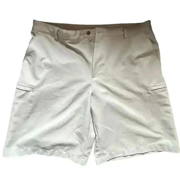 Men’s Izod Classic Gold Shorts, 40 - Picture 1 of 5